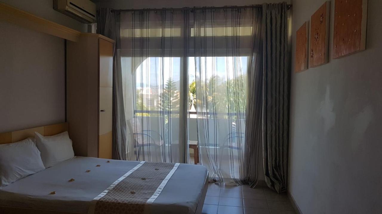 West Coast View Studios & Appartment Flic-en-Flacq Kültér fotó
